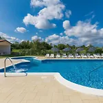Macini-4 By Interhome *