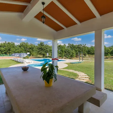 Apartamento Macini-4 By Interhome