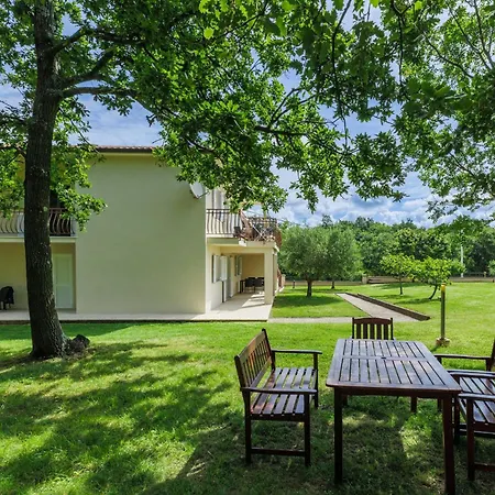 Macini-4 By Interhome Apartamento Žminj