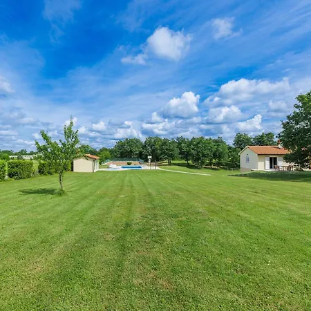 Macini-4 By Interhome דירה *