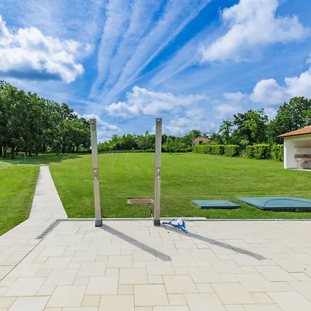 Macini-4 By Interhome דירה *