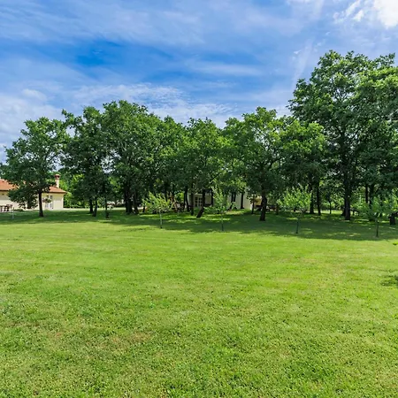 Macini-4 By Interhome *