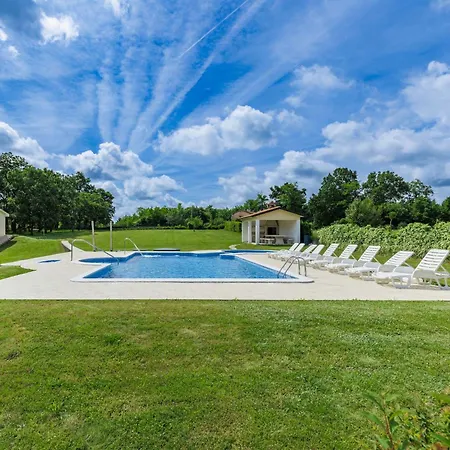 Macini-4 By Interhome *