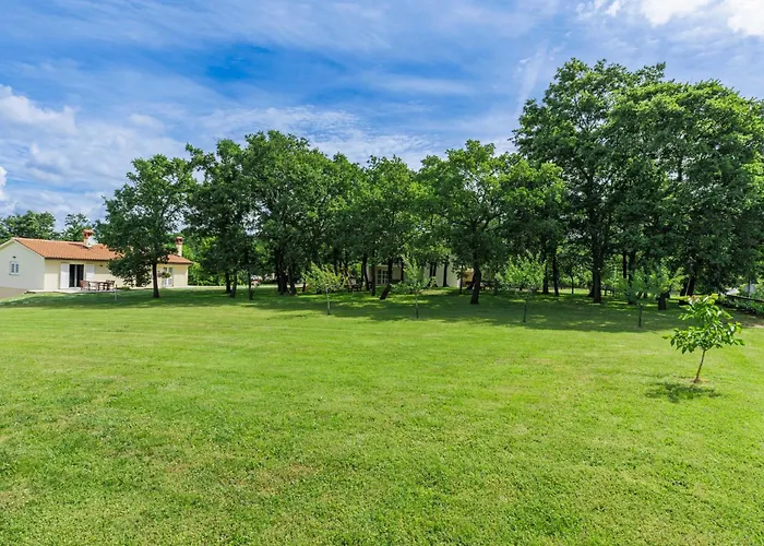 Macini-4 By Interhome *